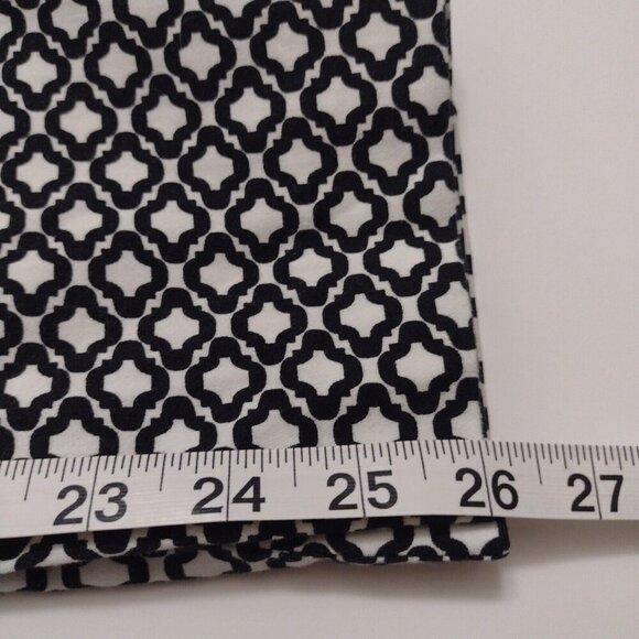 H&M Womens 6 Black and White Latice Pattern Straight Leg Dress Work Pants - Picture 10 of 10